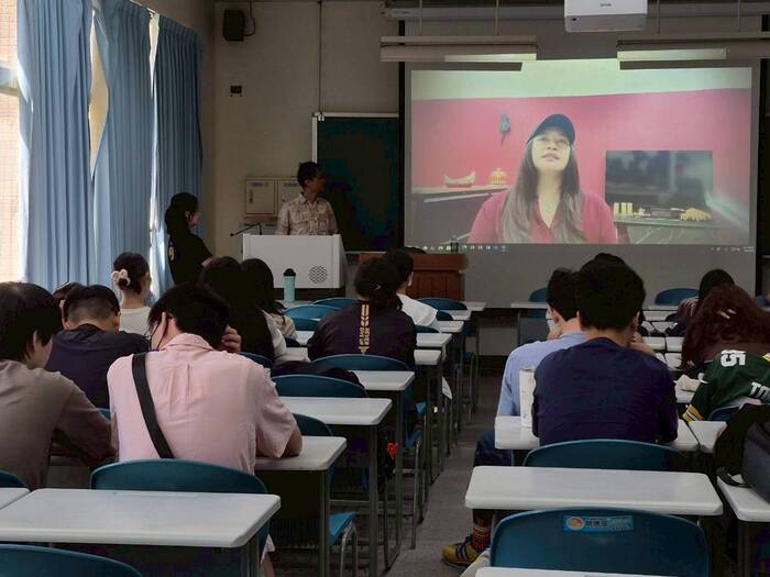 【活動現場】114發社新生第一站| 新生營系所時間圖片