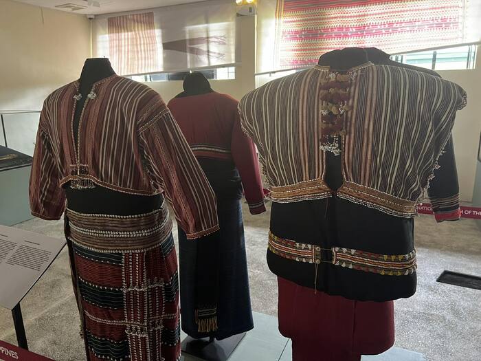 伊富高原住民族傳統服飾1圖片